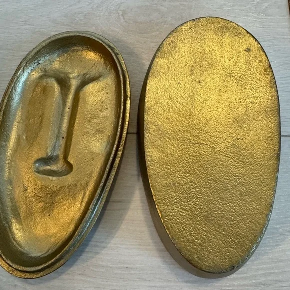 Abstract Metal Lidded Trinket Box - Picture 3 of 4